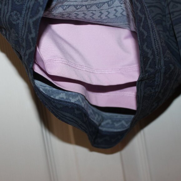 Cabana by Crown & Ivy Shorts | Aztec print | Sz Small - Picture 4 of 9